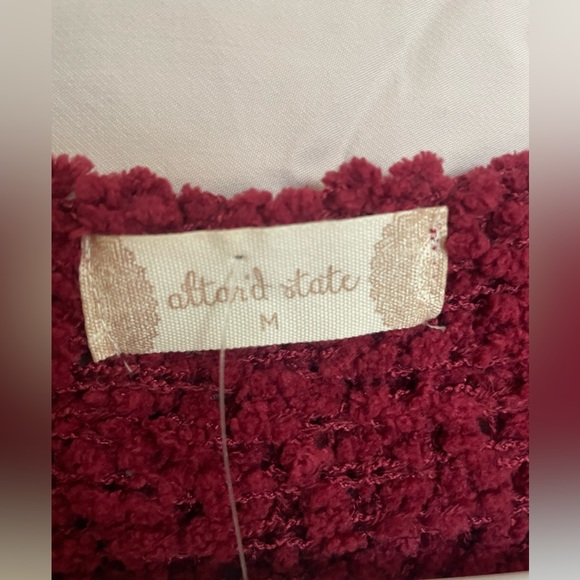 Altar’d State Women’s Sweater - Size Medium - Picture 4 of 10